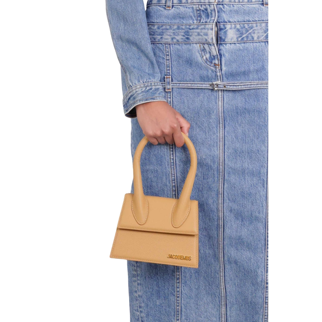 Jacquemus Le Chiquito Moyen Camel 213BA002-3010-830 BROWN BAGS Womens One Size