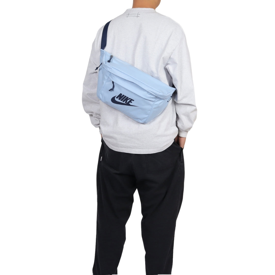 NIKE BA5751 479 CROSSOVER BAG LIGHT BLUE/NAVY UNI One Size