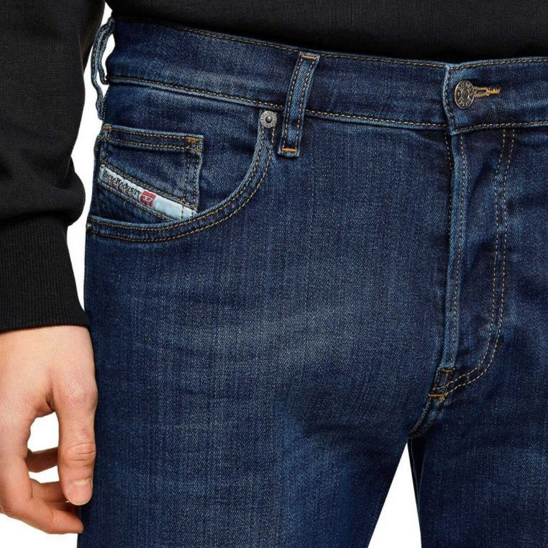 Diesel D-Yennox Tapered Fit Dark Blue Jeans W29 L30 / 30L